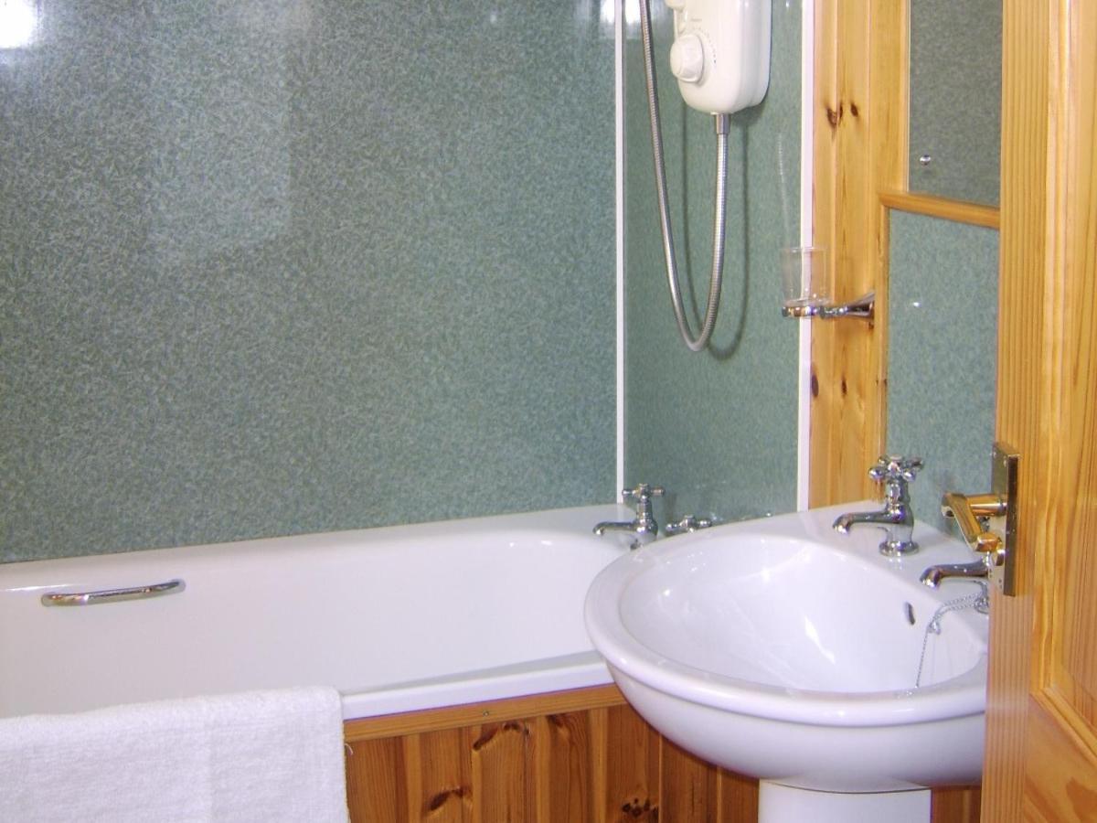 Top House Ullapool Room photo